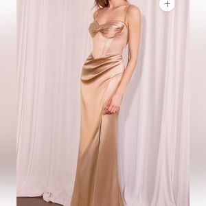 NEWYORKDRESS Elegant Satin Evening Gown - Champagne